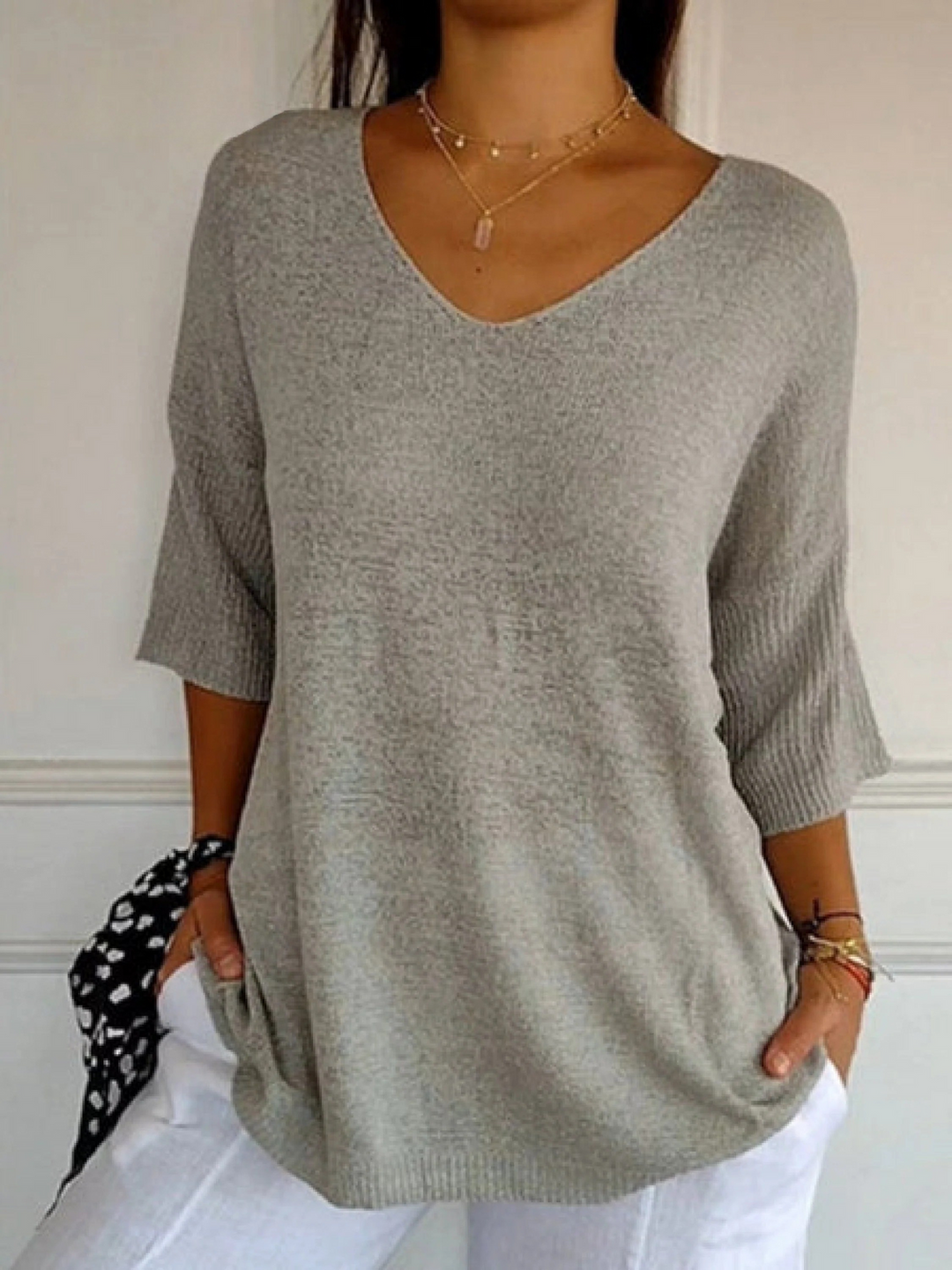 Clara – Women’s Knitted V-Neck Sleeve Top