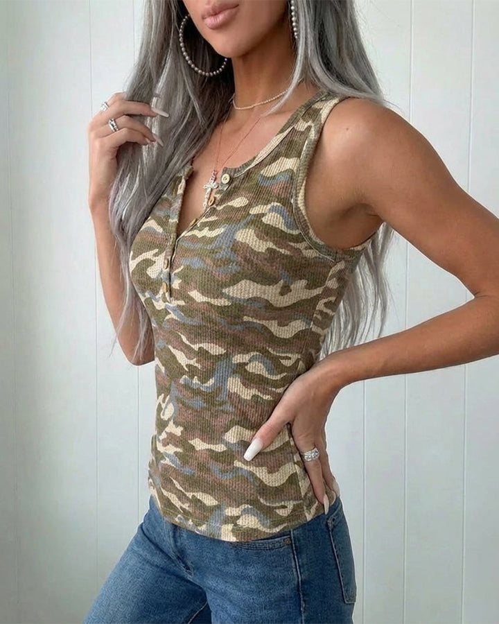 Vintage Camouflage Print Henley Sleeveless Racerback Tank Slim Fit Half Button Front Waffle Knit Tank Top