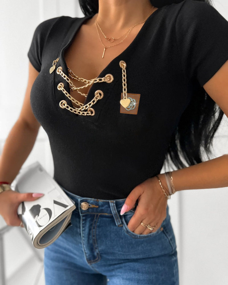 Chain Decor Lace Up V Neck Short Sleeve T-Shirt Casual Rhinestone Patch Slim Fit Top