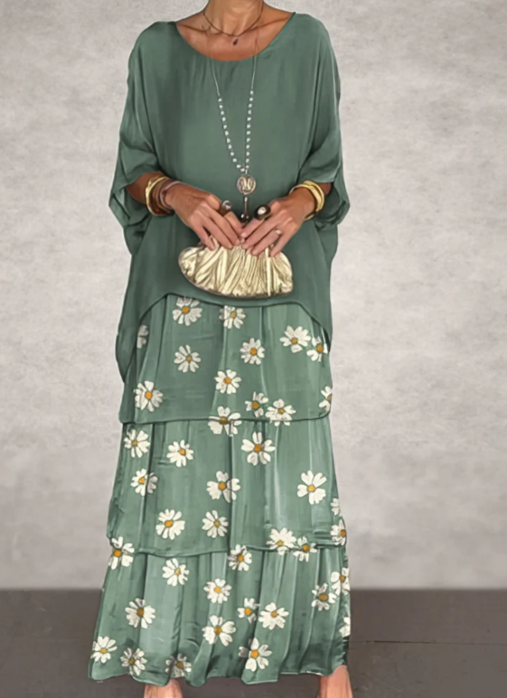 Elegant Flowing Maxi Dress